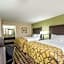 Baymont by Wyndham Clarksville
