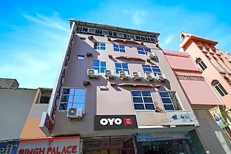 Hotel O Singh Palace