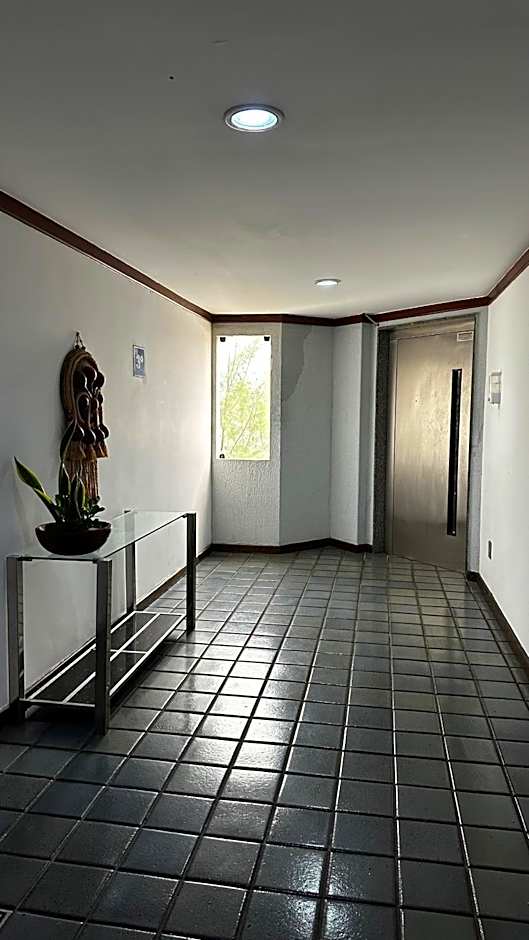 Apartamento inteiro frente ao mar de ondina