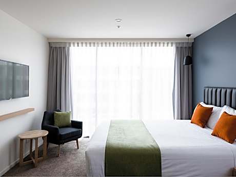 Queen Room - Disability Access