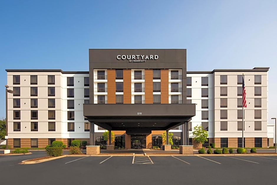 Courtyard by Marriott Louisville Airport