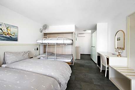 Superior Quadruple Room