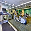 Holiday Inn Express Hotel & Suites Medford-Central Point