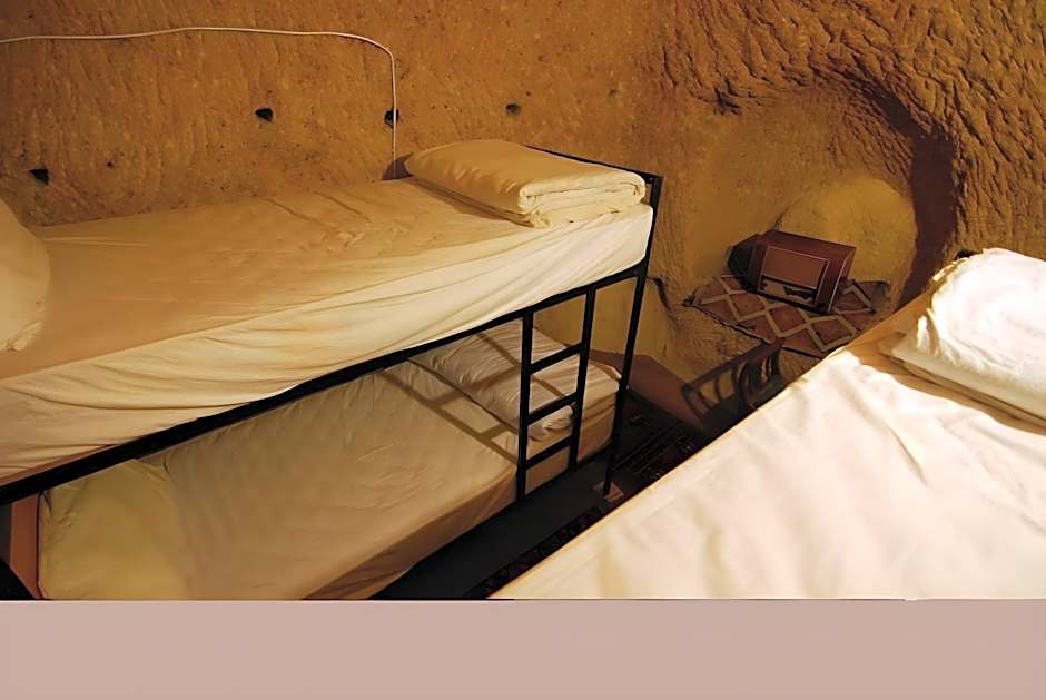 Center Cave Hostel