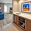 Hampton Inn By Hilton & Suites Sacramento at CSUS