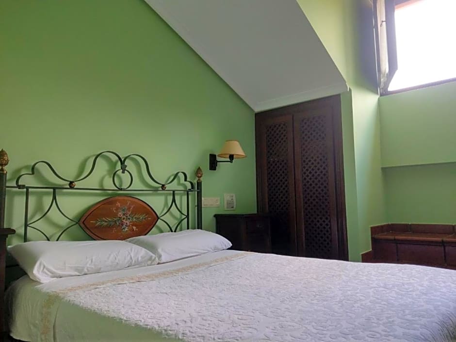 Hotel Rural El Otero