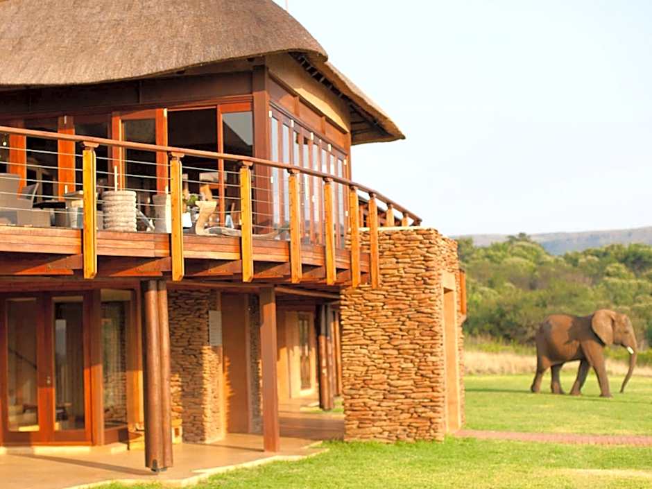 African Hills Safari Lodge & Spa