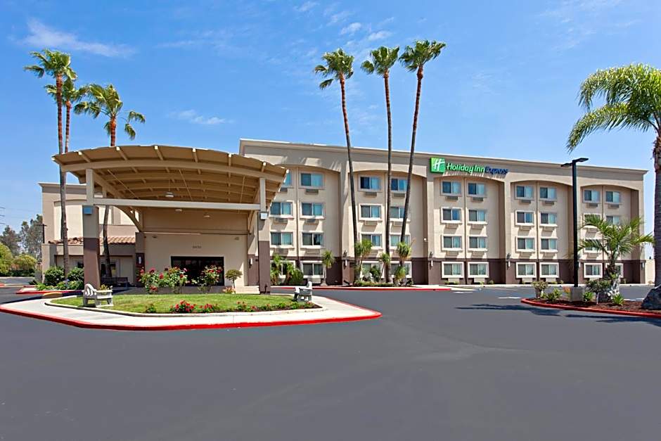 Holiday Inn Express Colton By IHG