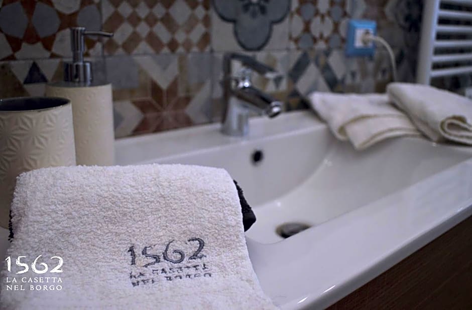 1562 la casetta nel borgo