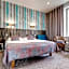 Royal Court Hotel