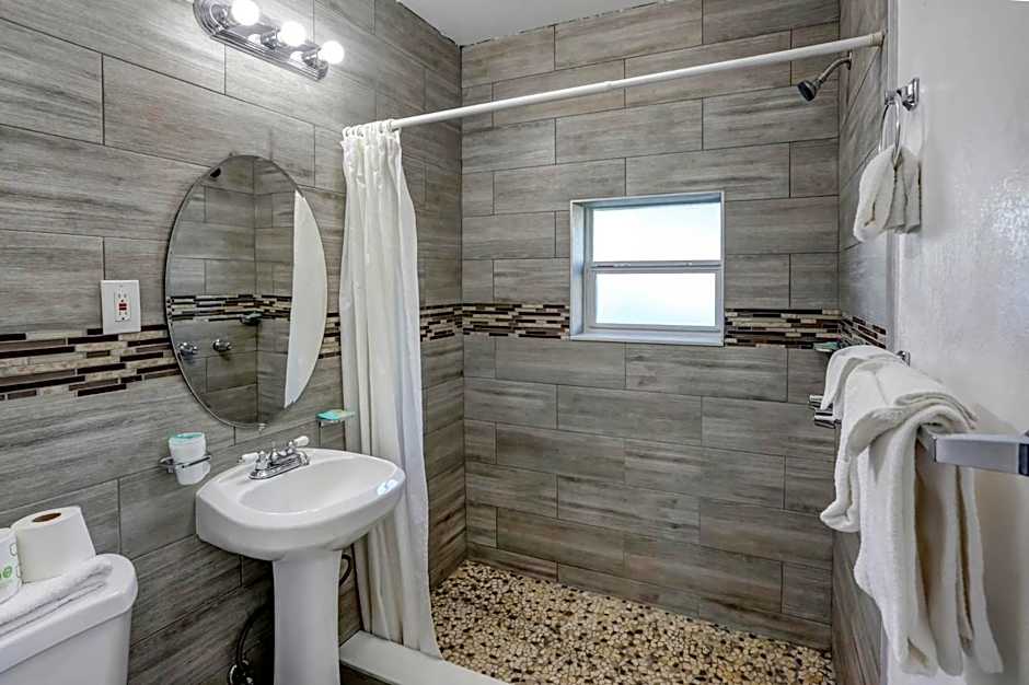 Richard's Motel Extended Stay