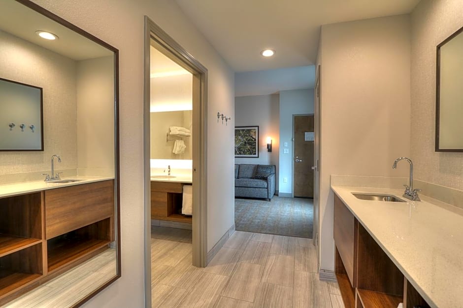 Holiday Inn & Suites Pigeon Forge Convention Center By IHG