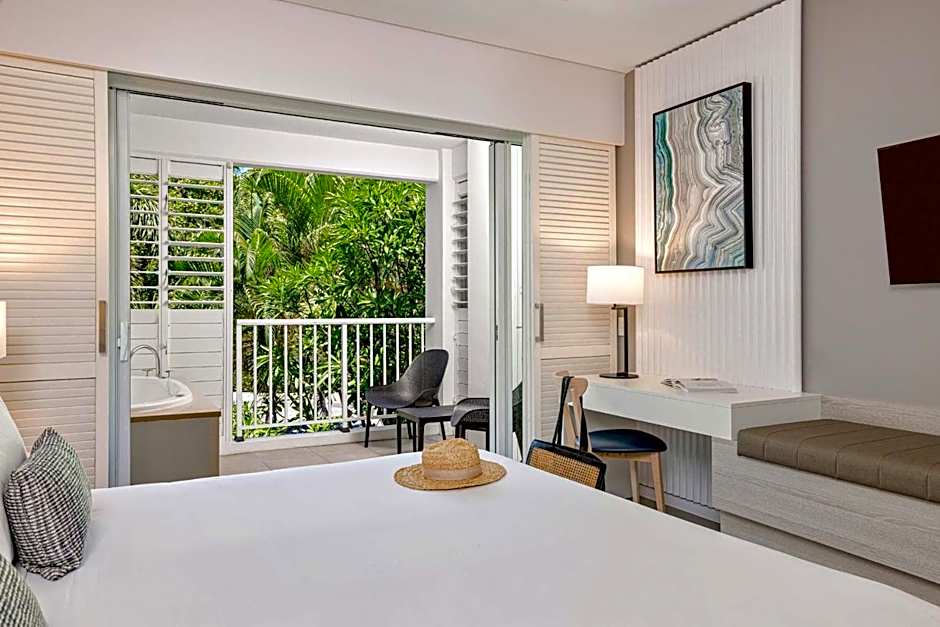 Peppers Beach Club Hotel Port Douglas