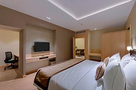 Hazel Suite
