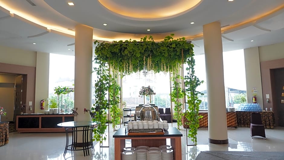 Cavinton Hotel Yogyakarta by Tritama Hospitality