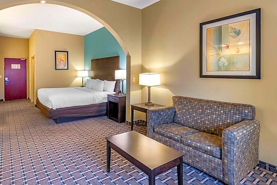 Comfort Suites