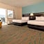 Gateway Hotel & Suites, an Ascend Hotel Collection Member