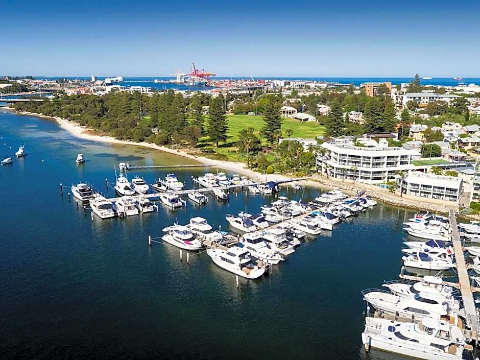 Pier 21 Apartment Hotel Fremantle