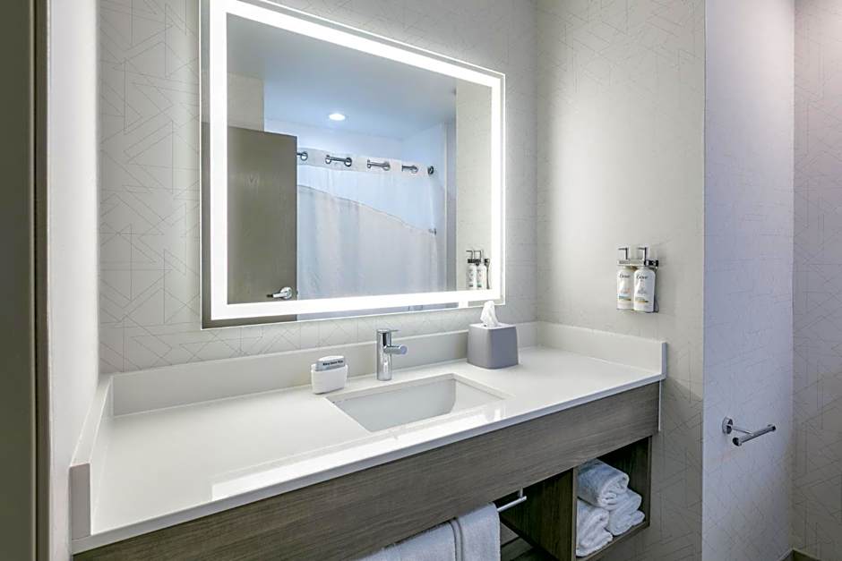 Holiday Inn Express Hotel and Suites Valparaiso By IHG