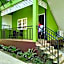 Khaolak C-nior Bungalows
