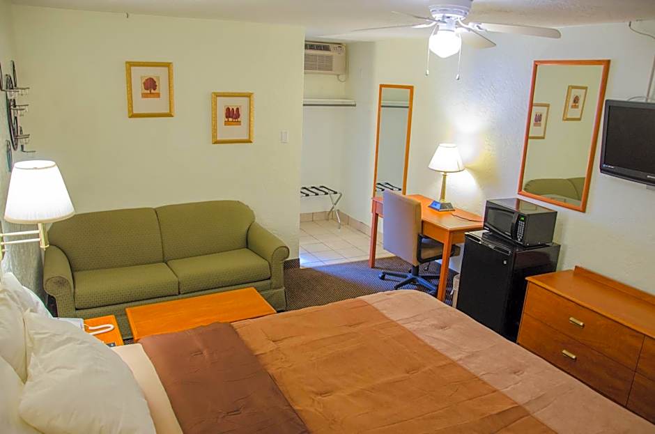 Budget Inn & Suites Colby