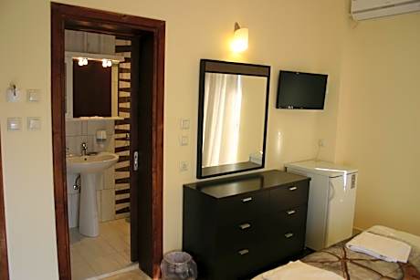 Double or Twin Room with Extra Bed