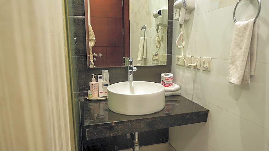 Alpina Hotels & Suites