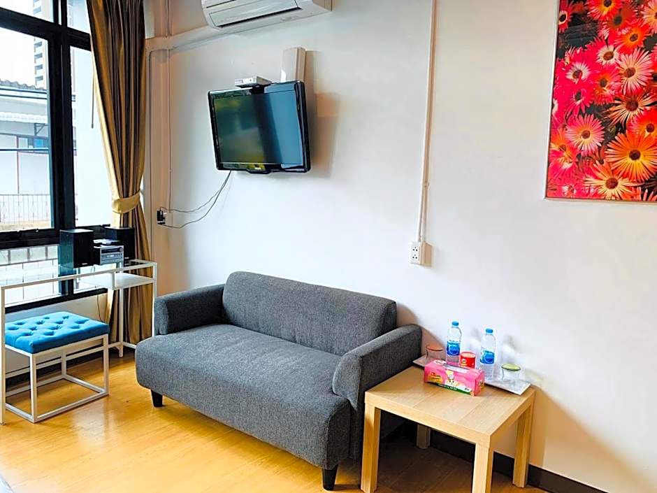 Daraya Hostel