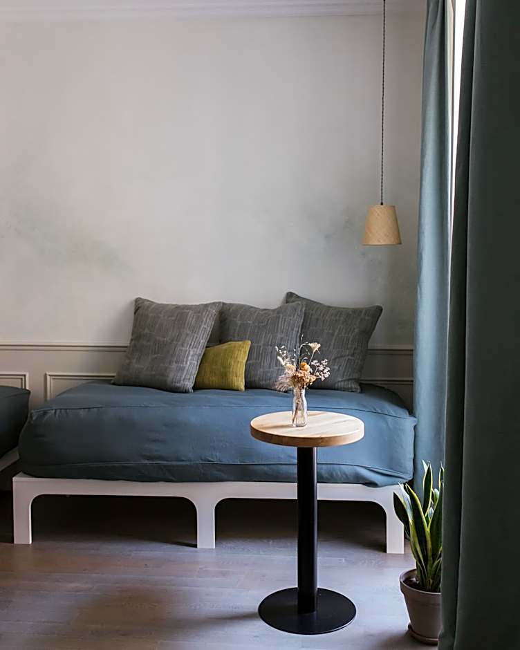 HOY Paris - Yoga Hotel