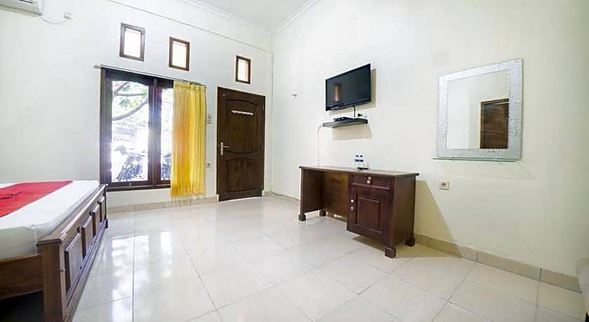 RedDoorz near Nusa Cendana University