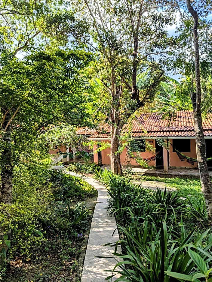 Casa das Irmãs - Só Mulheres - Women Only