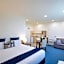 Hawkesbury Race Club Motel