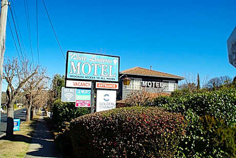 White Lanterns Motel