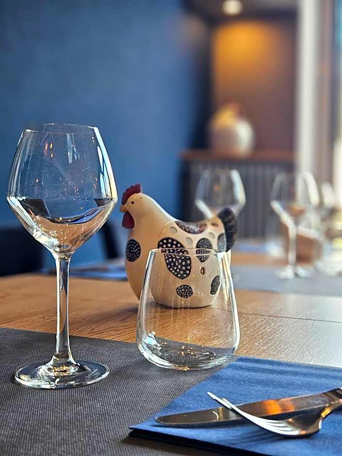 Logis Loire Hotel - Les Cocottes