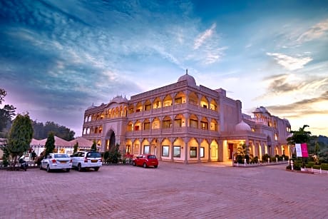 Regenta Resort Vanya Mahal