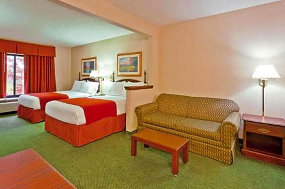 Auburn Place Hotel & Suites Paducah