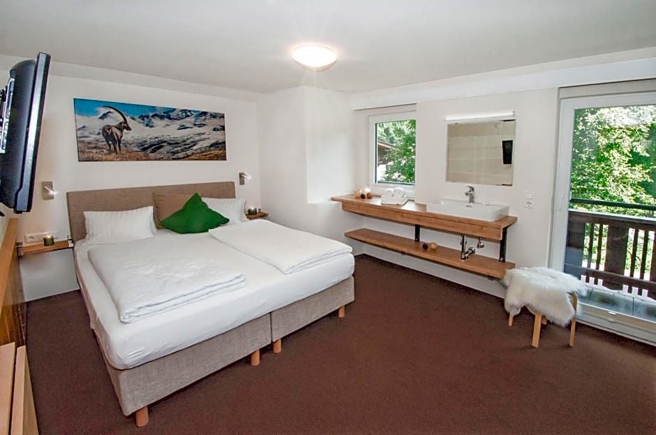 Bhome Gästehaus b&b / Apartments