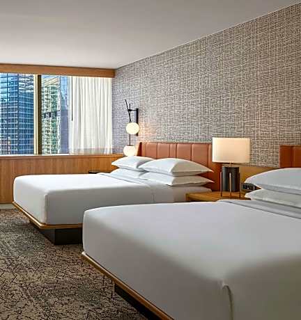 Traditional Queen Room with Two Queen Beds with Roll-in Shower - Mobility and Hearing Accessible