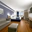 Microtel Inn & Suites By Wyndham Lincoln