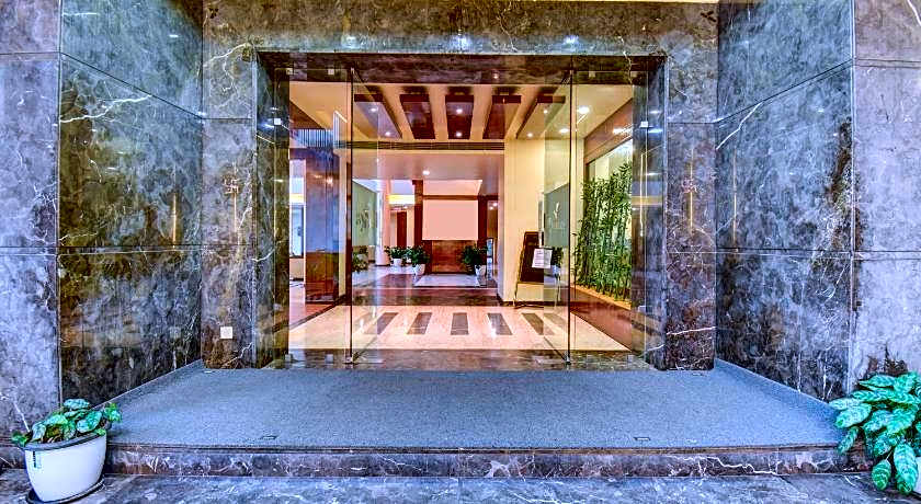 Hotel Lotus Ivy Studios Near Pune Airport