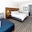 Holiday Inn Express And Suites Stafford Nw - Sugar Land By IHG