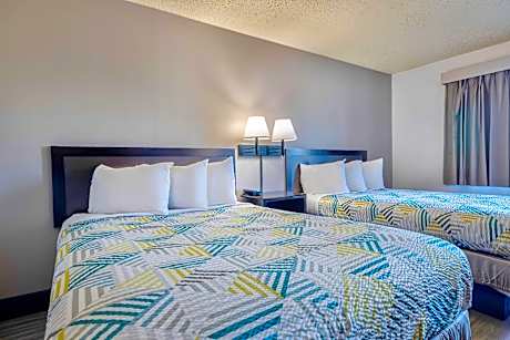 2 Full Beds | Non-Smoking, Micfridge