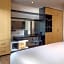 ROOM Hotel & Suites