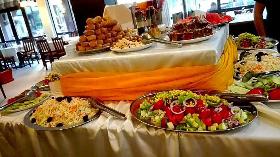 Winslow Infinity Aparthotel