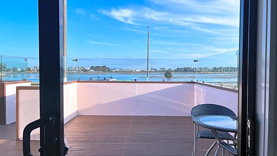 Marineland Beachfront Accommodation