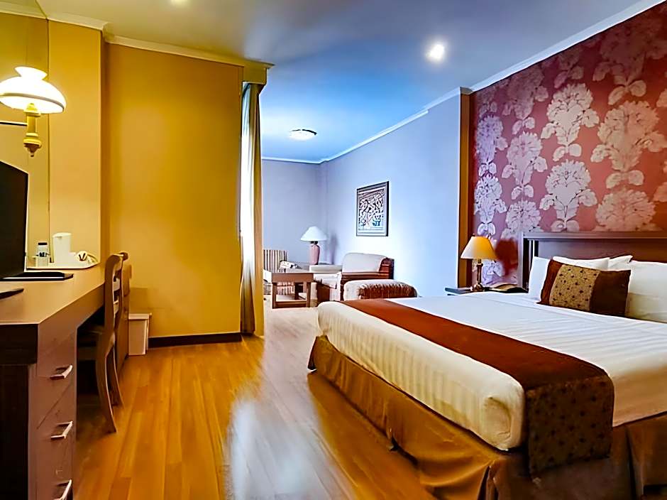 Riyadi Palace Hotel