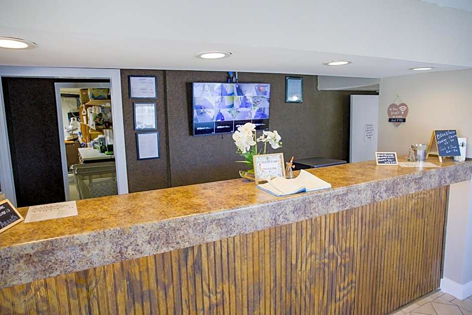 OYO Hotel Brownsville TN I-40