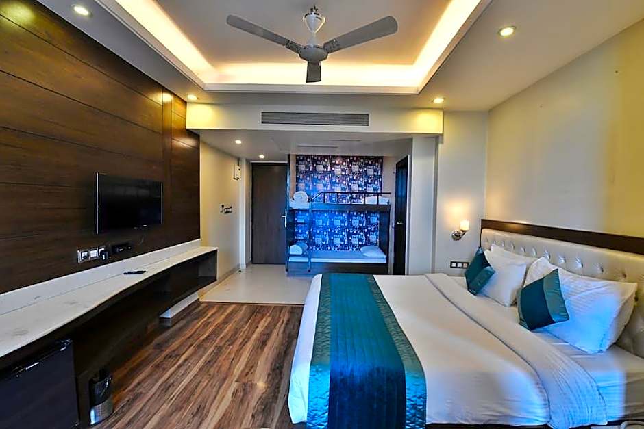 The Cedar Grand Hotel & Spa