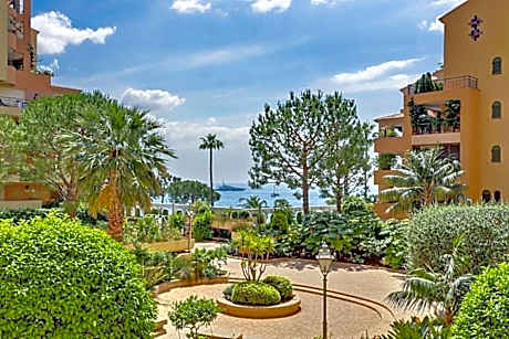 Columbus Hotel Monte-Carlo, Curio Collection by Hilton