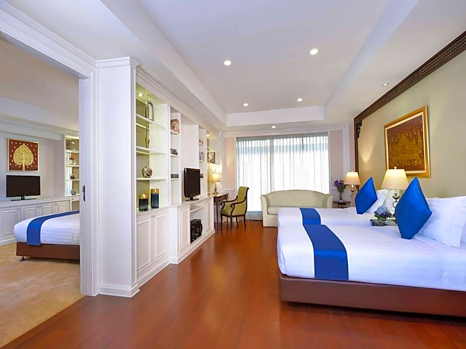 Centre Point Plus Hotel Silom